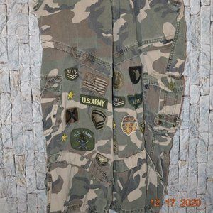 Juniors Camouflaged Capri's with military patches